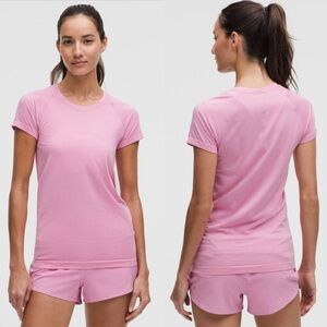 Lululemon Swiftly Tech Short-Sleeve Shirt
2.0 Hip Length Vita Pink SZ 8